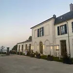 Au Château Hotel 3*