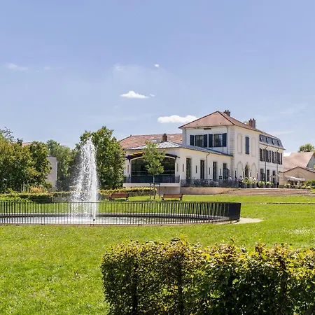 Au Chateau Отель Villers-les-Nancy