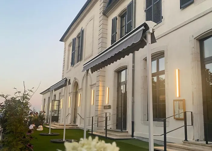 Au Chateau 3* Villers-les-Nancy