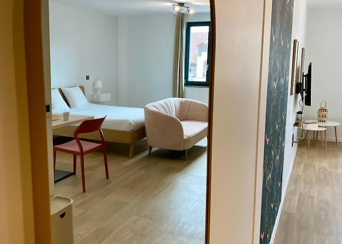 Отель Au Chateau Villers-les-Nancy