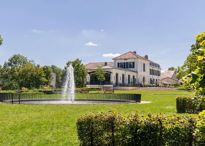 Au Chateau Отель Villers-les-Nancy